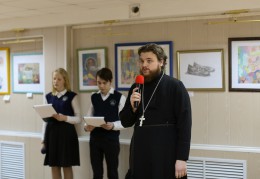 Выставка художественного отделения детской школы искусств при Богоявленском соборе Ногинска