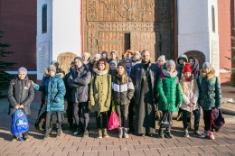 Экскурсия школьников в Троицком соборе г. Щелково