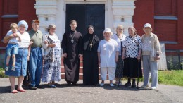 Подопечные центра Родник г. Дубны в Александро Невском монастыре